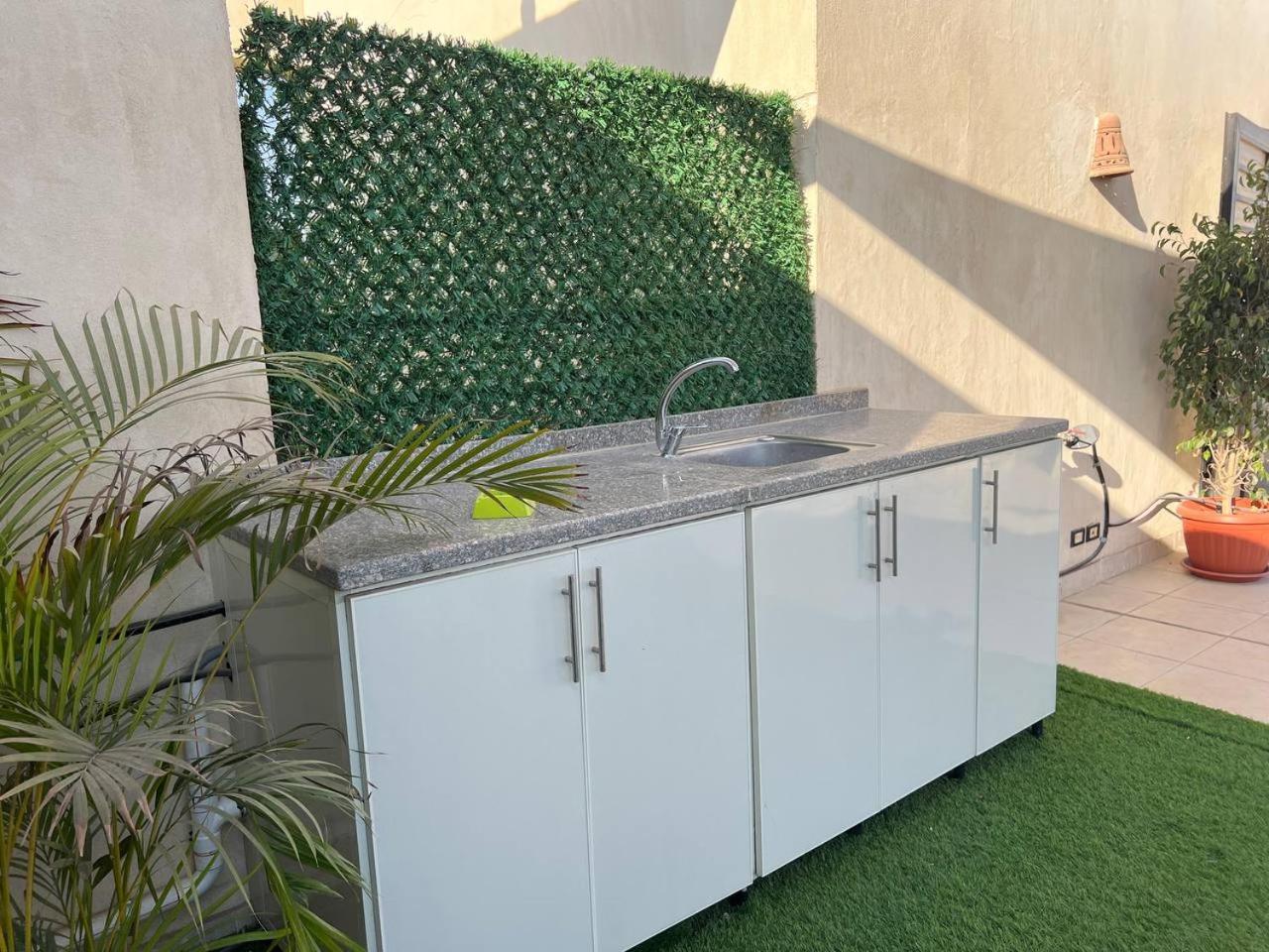 Paradise Studios Sheikh Zayed City Экстерьер фото